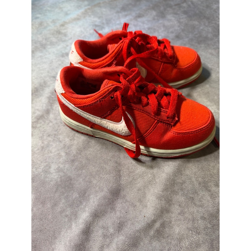 Nike Dunk Low Valentines Day Red Corduroy Fleece Swoosh FZ3548-612 Kids GS - Picture 4 of 9